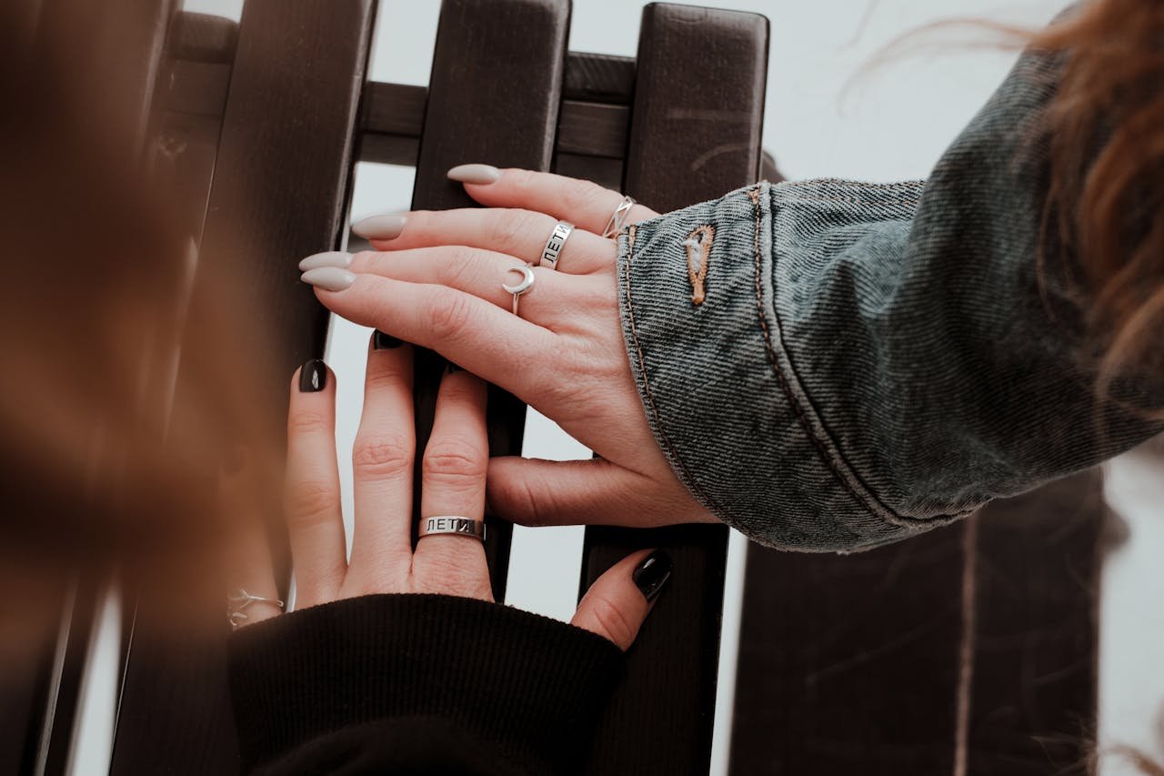 Pinky ring