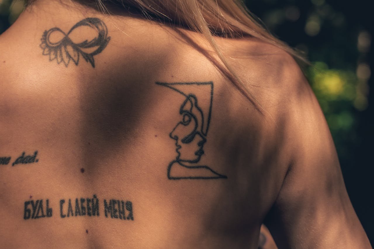 Tatouage dos femme