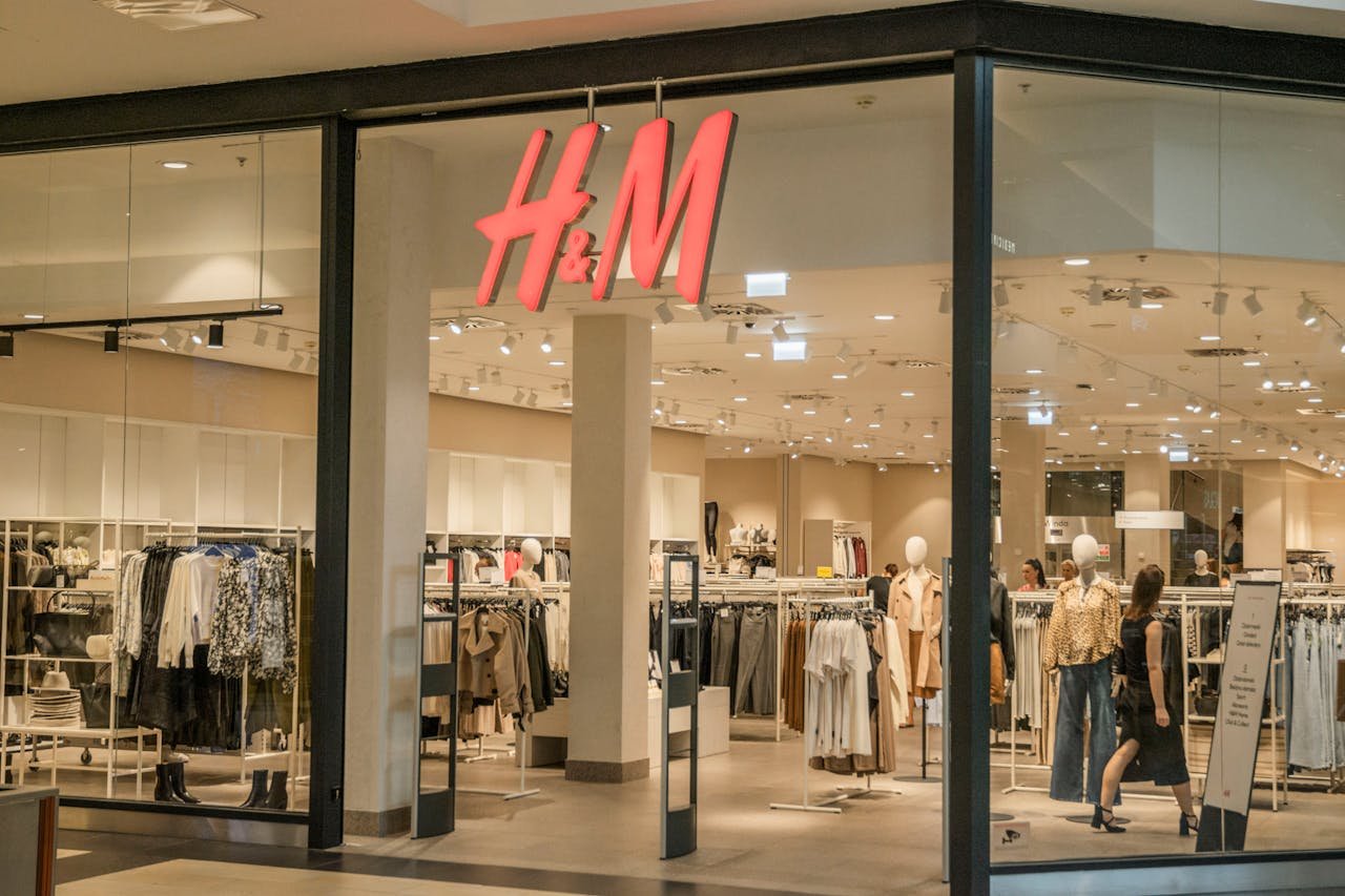 H&M