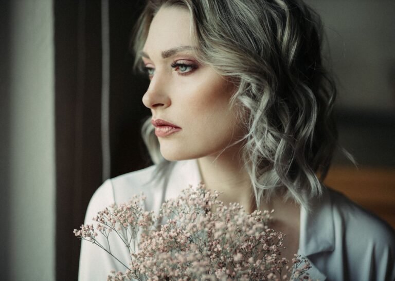 Balayage gris sur châtain