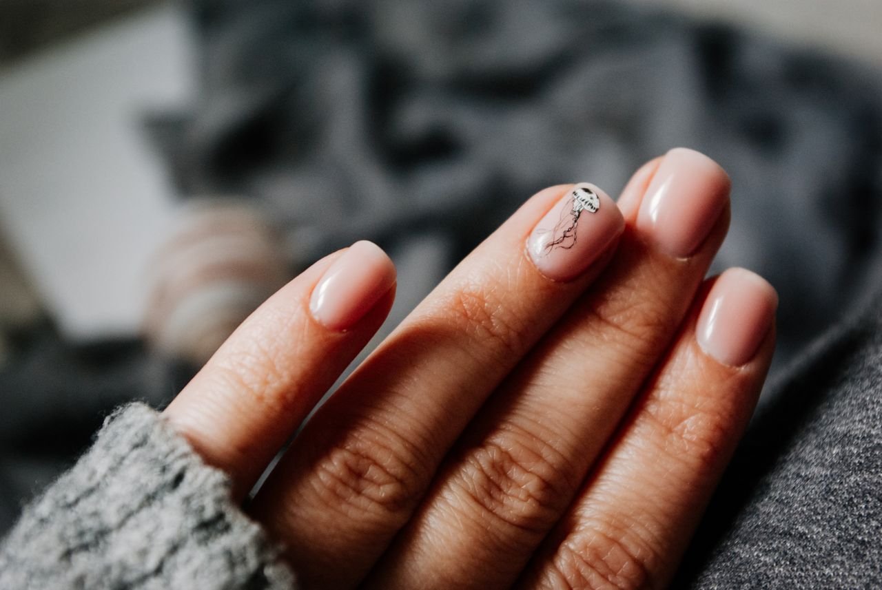 Gel sur ongle court